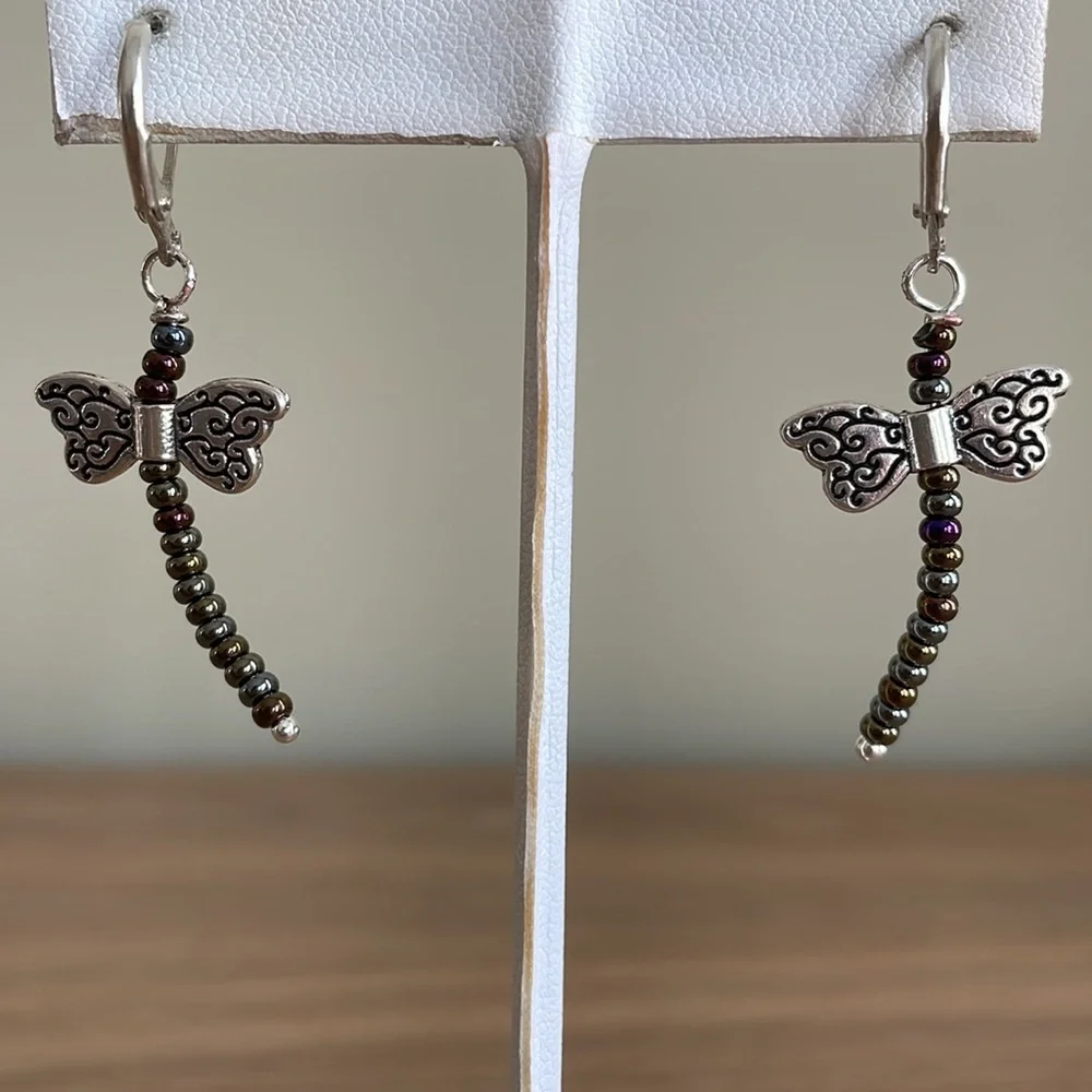 HAND CRAFTED DRAGONFLY EARRINGS Brown Iris Seed Beads Silver Plated Wings